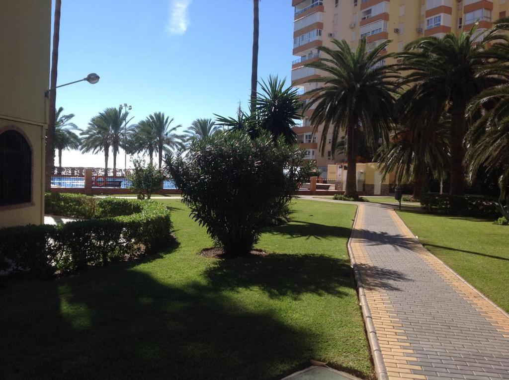 Apartamentos Centro Internacional Algarrobo-Costa Luaran gambar